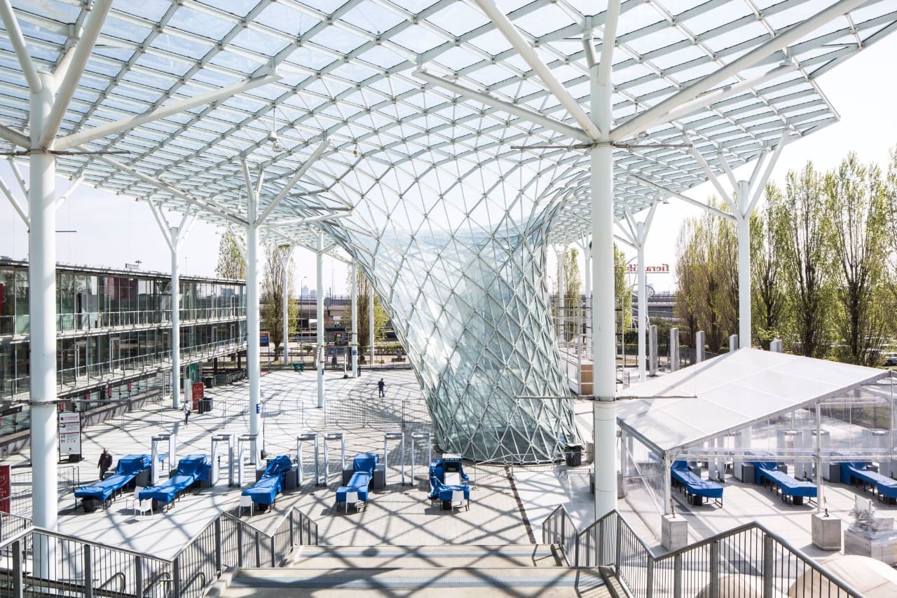 Fiera Milano chiude il semestre con ricavi a +9,2%, utile netto a 22,6 milioni e Ebitda in crescita del 31%.
