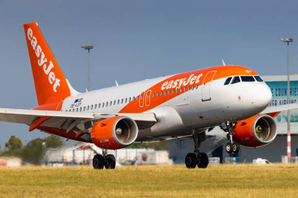 Lo sciopero easyJet tra il 15-17 agosto ha causato solo 10 cancellazioni tra Italia e Portogallo, limitando i disagi.