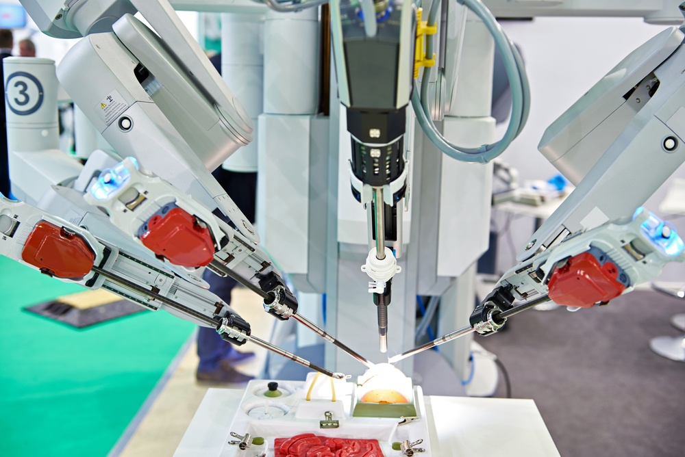 Nel 2024 ordini in calo del 5,6% per le macchine utensili. Serve un nuovo piano per rilanciare l’innovazione tecnologica.